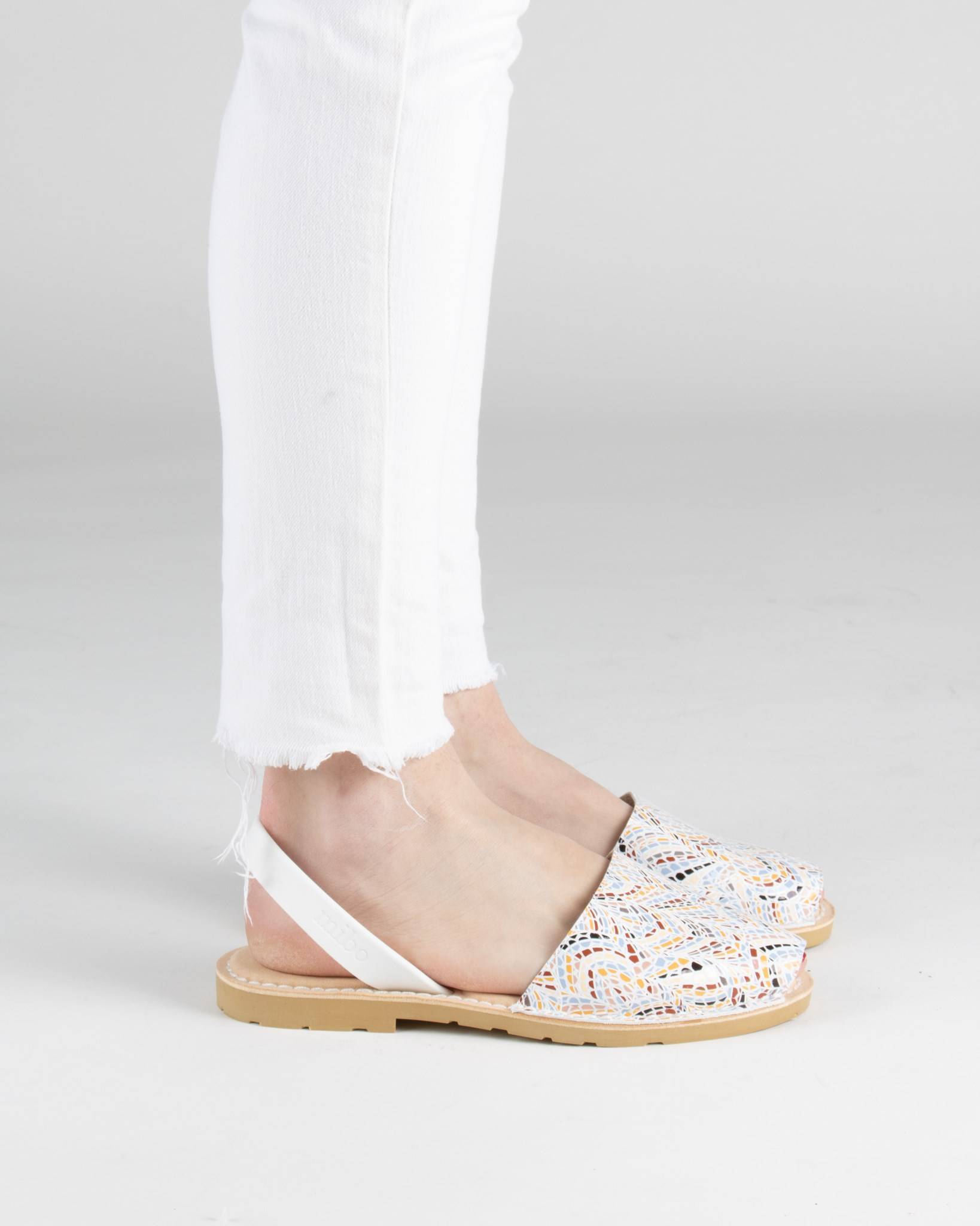 Mibo hotsell sandals uk
